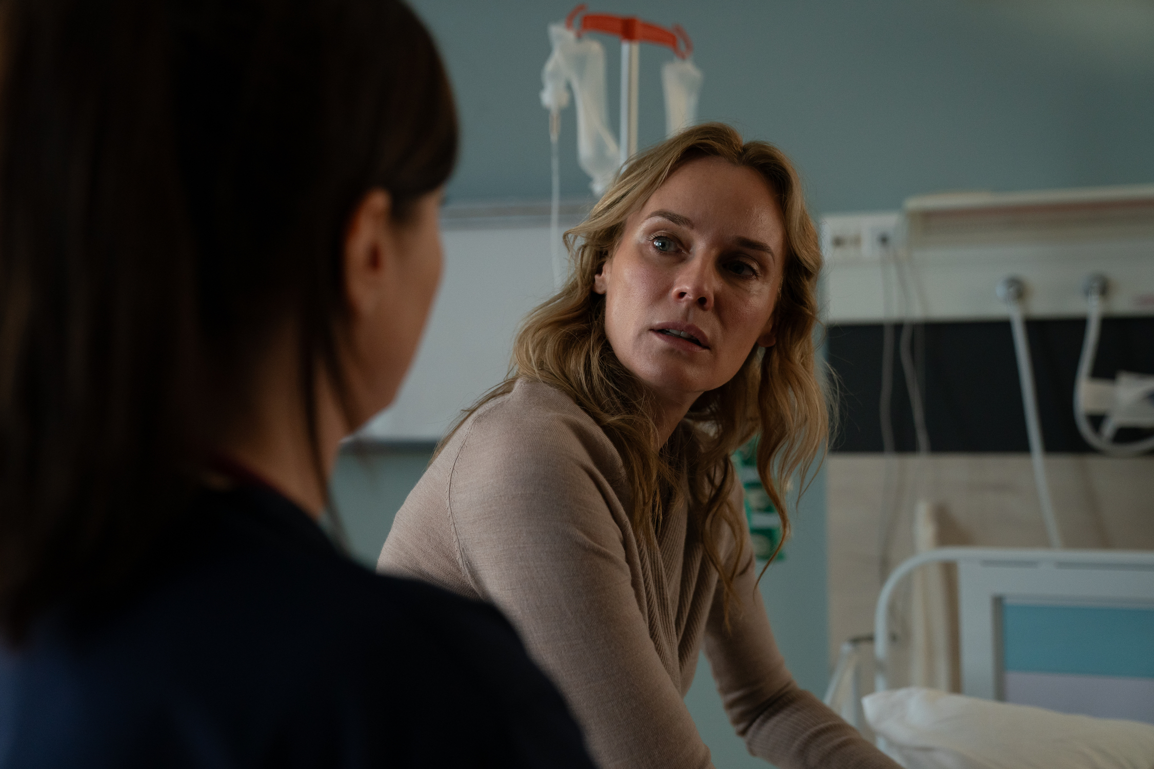 Diane Kruger and Jo Joyner in Little Disasters.