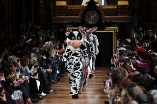 fashion week - Stella McCartney's 2020 Paris Fashion Week