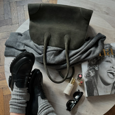 Loafers, khaki suede bag and make-up