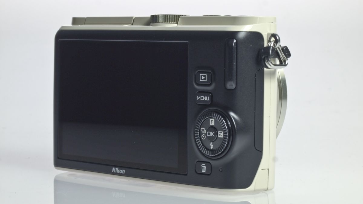 Build quality and handling Nikon 1 J3 review Page 2 TechRadar