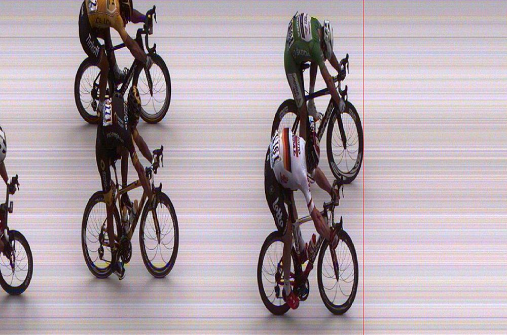 The stage 3 photo finish won by Mark Cavendish over Andre Greipel