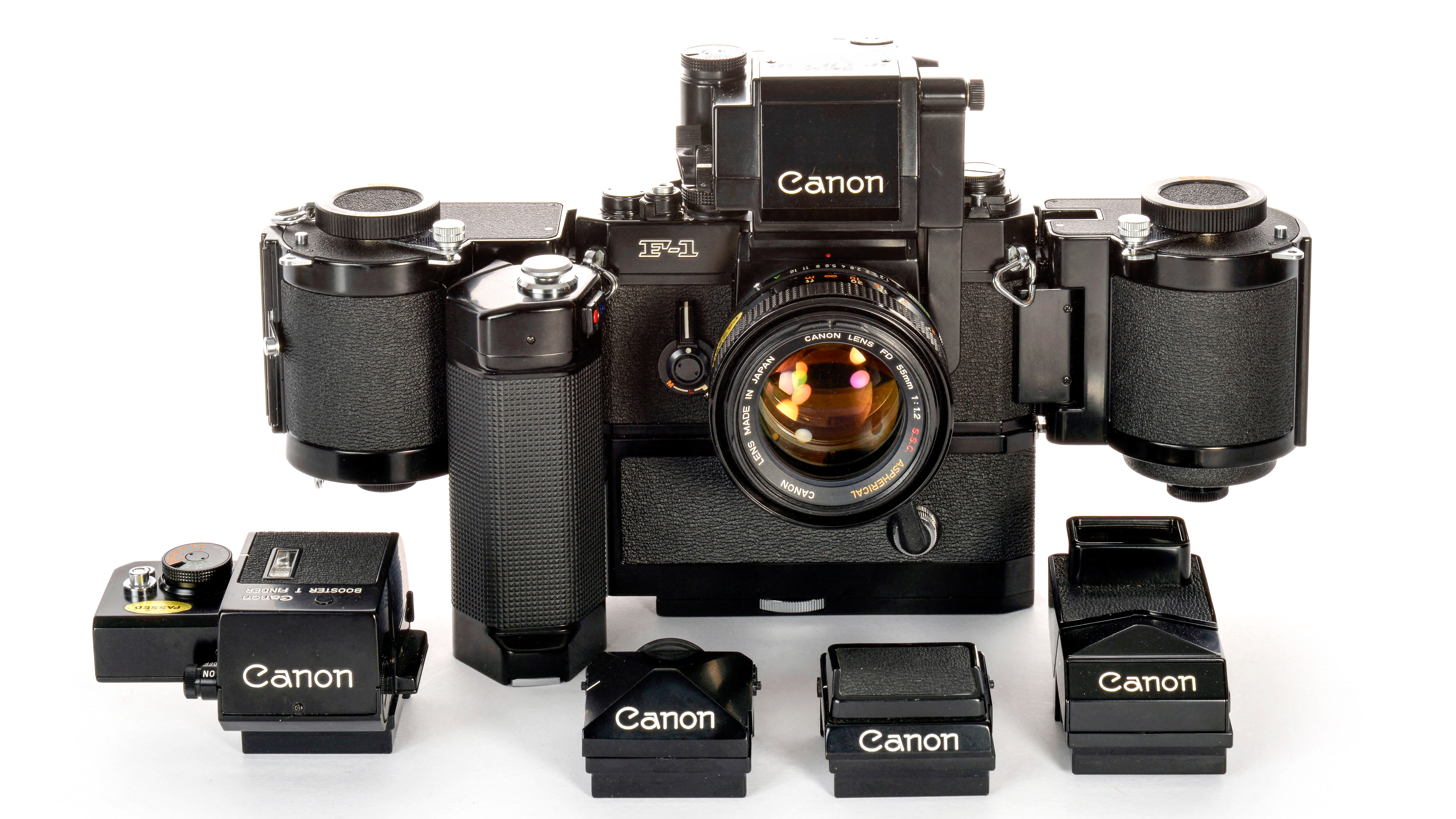 DH64W0 Canon F-1, model from 1971, with a 1.2-55mm aspherical SSC FD lens, T finder with amplifier, booster, waist level finder