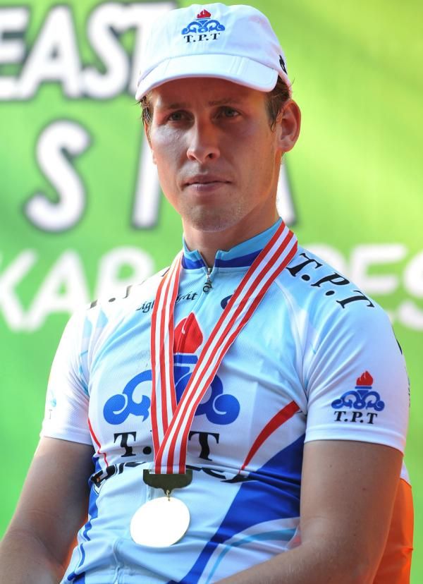 Boris Shpilevskiy (Rusia), the winner of stage 0, Surabaya criterium, from Tabriz Petrochemical Team (Iran)