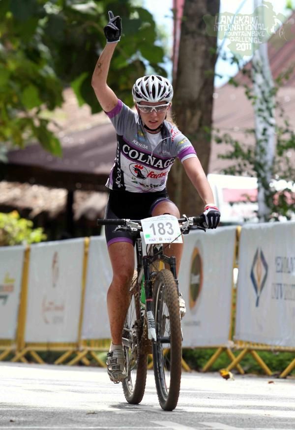Vivienne Meyer takes third
