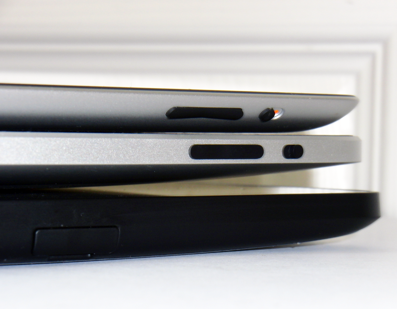 Top to Bottom: iPad 2, iPad, Xoom