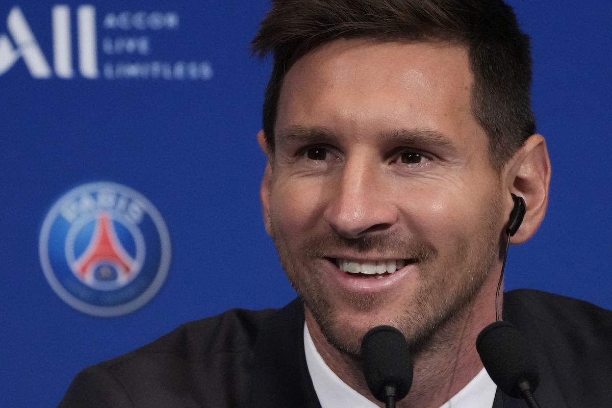 Lionel Messi is raring to go in Paris