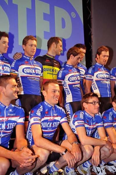 Tom Boonen (Quick Step) is flanked by teammates.