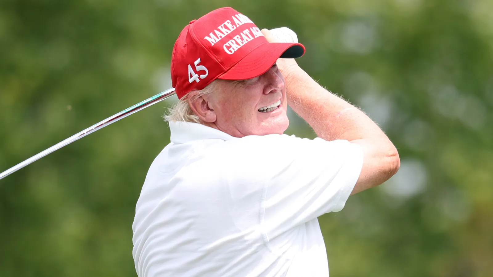 Donald Trump backs LIV Golf - which could spend $1bn next year