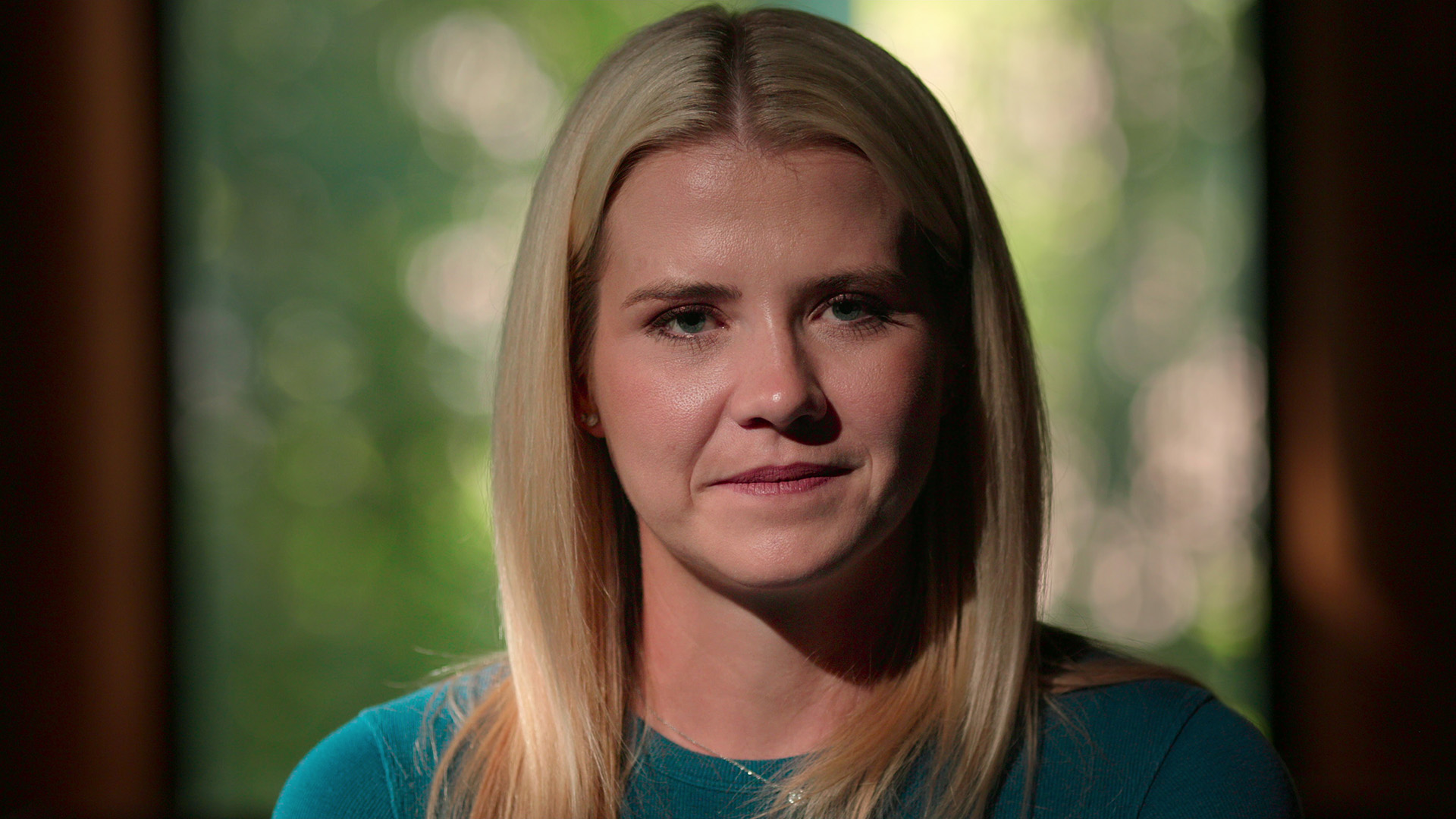 Elizabeth Smart in Kidnapped: Elizabeth Smart, looking into the camera.