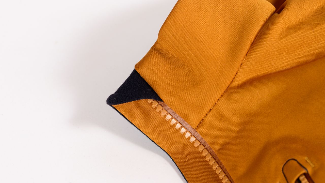PAS Normal Essential Thermal Jacket zipper garage