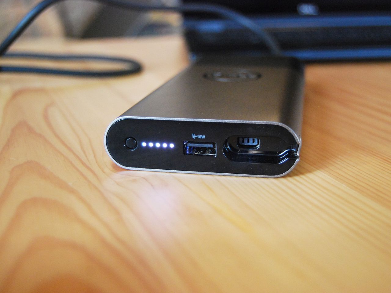 Dell&amp;#39;s USB-C hybrid power bank has a modular design, high price