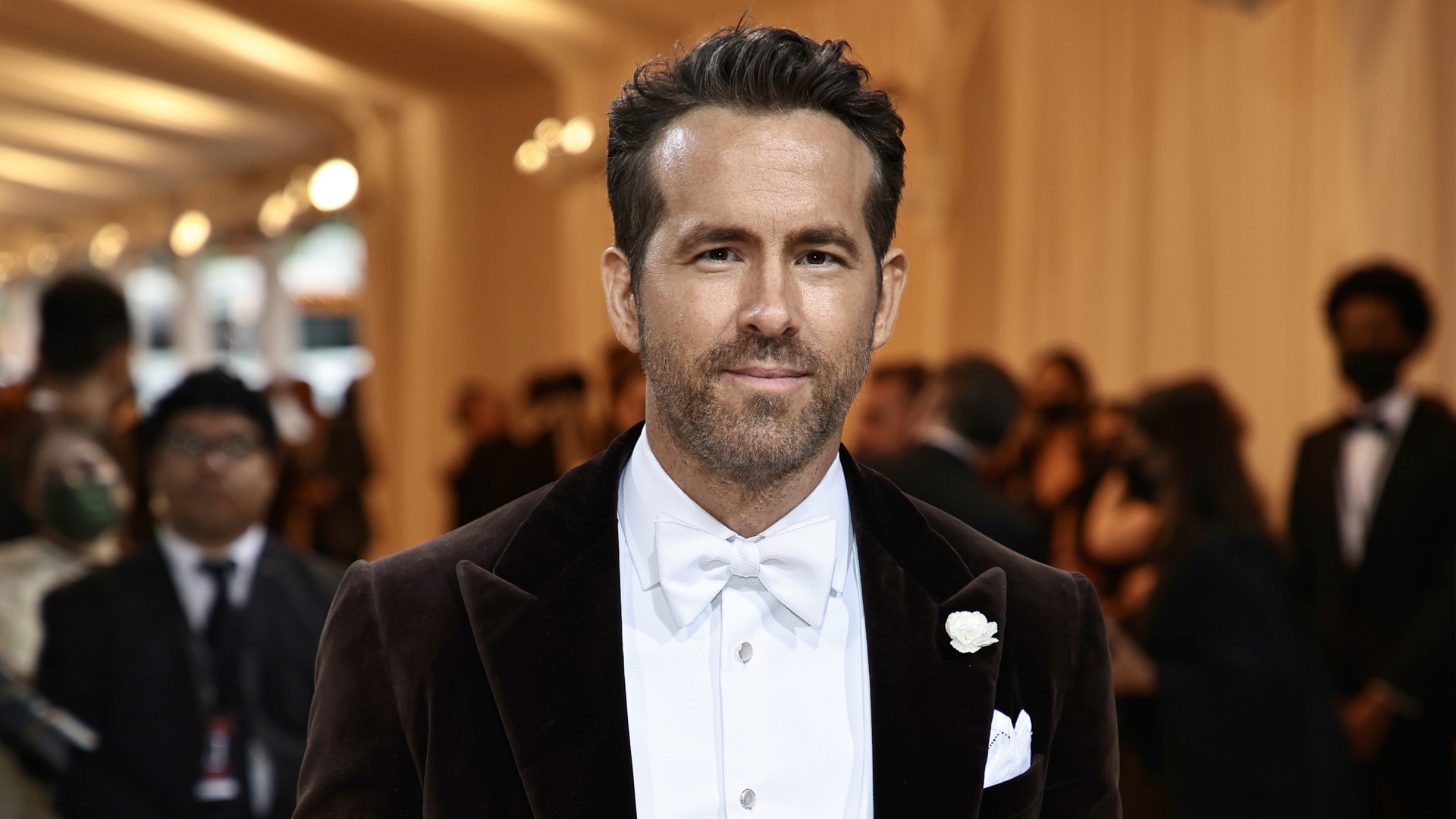 Ryan Reynolds, Will Ferrell 'Spirited' (2022): New Trailer, Premiere Date -  Parade