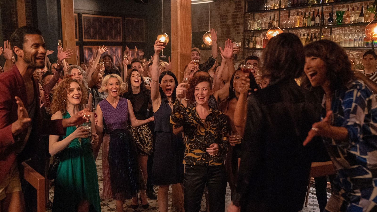 Lesbian Bars Feature In Many Women Centric Tv Shows But Are Missing