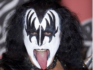 Gene Simmons: you won't catch him using Limewire.