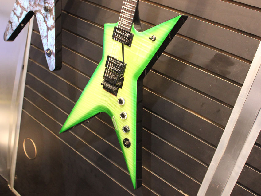 Dimebag Stealth