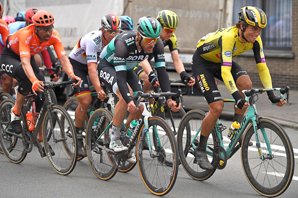 Jempy Drucker (Bora-Hansgrohe) in the bunch at Kuurne-Brussel-Kuurne