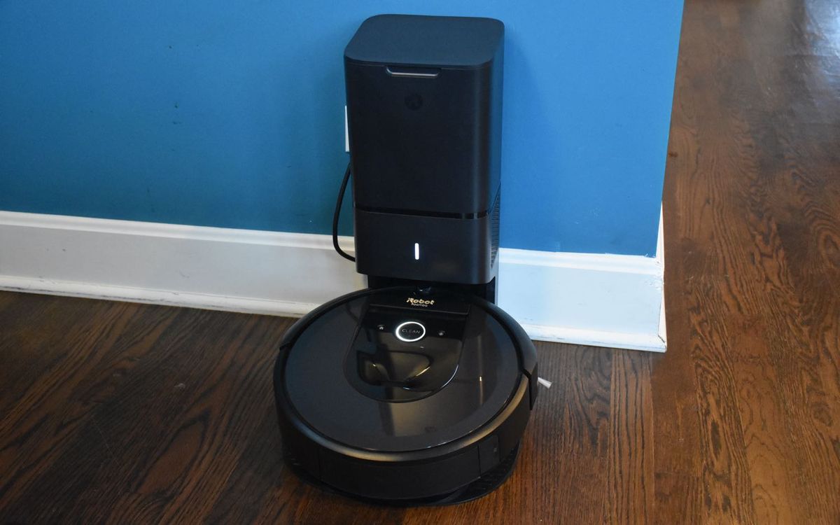 iRobot Roomba i7+ Review: A Convenient, Costly Robot Vacuum | Tom's Guide