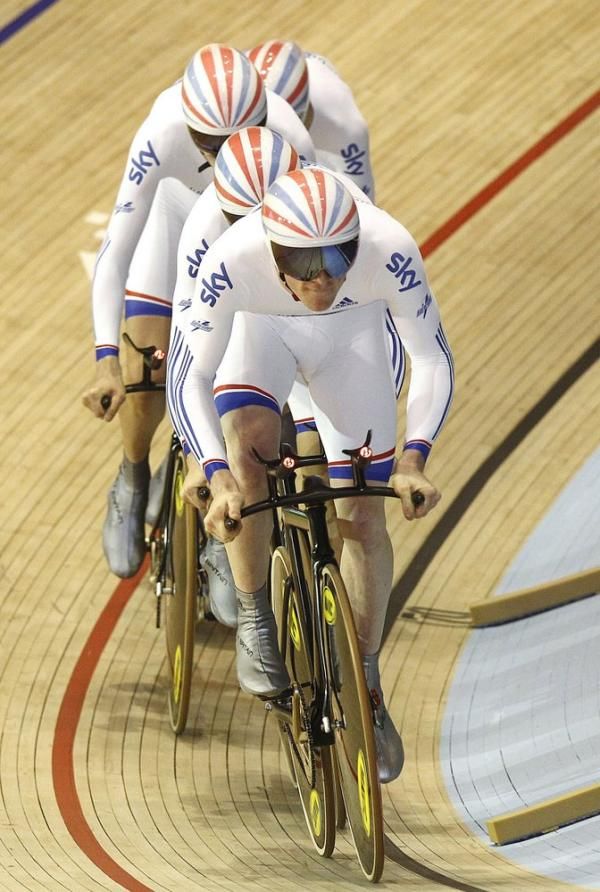 Great Britain posted a brilliant time in the men's team pursuit, but it wasn't enough to knock off the Australians.