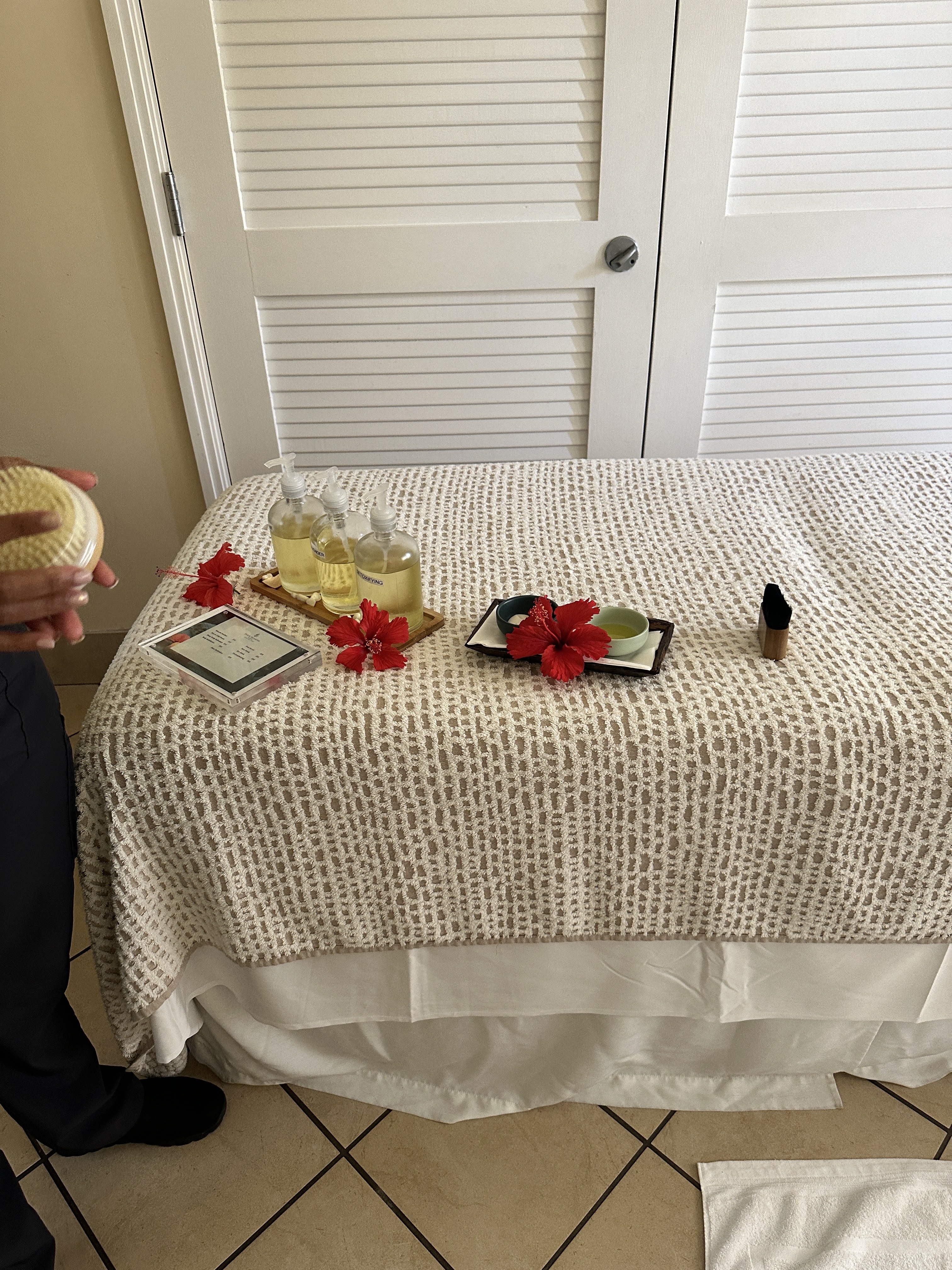 A picture of the products used during the resurfacing scrub.