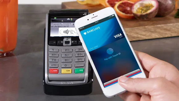 Pago a través del dispositivo móvil alt pago contactless mediante smartphone