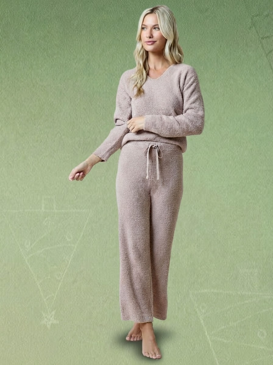 Softies Marshmallow V Neck Lounge Set