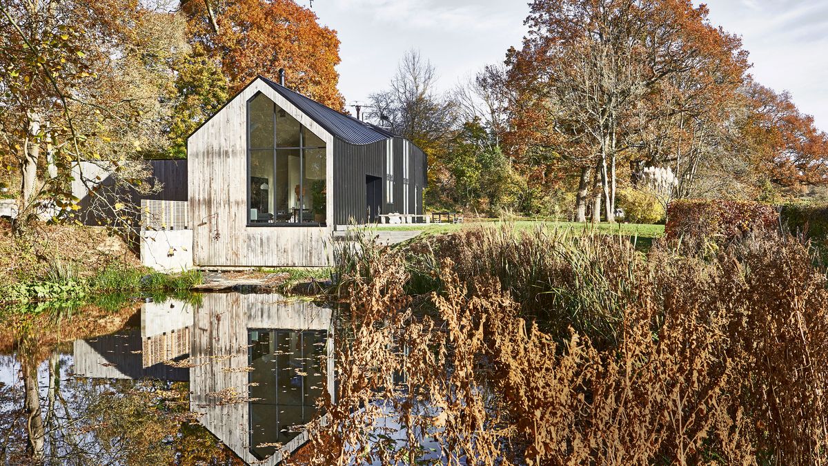 lakeside contemporary self build