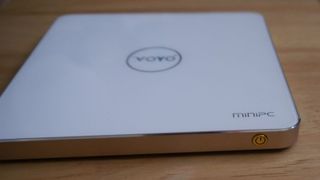 Voyo V3 Mini PC side