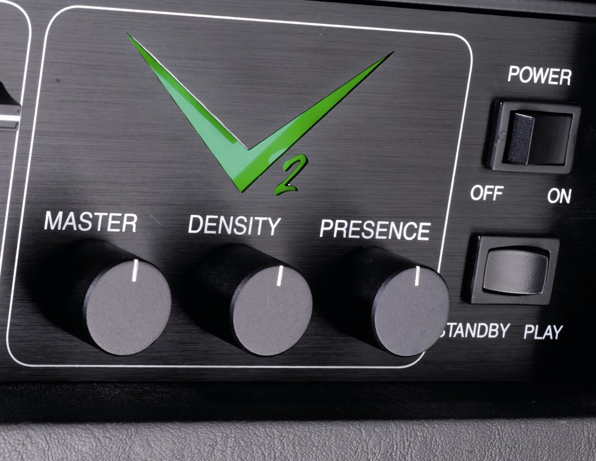 The simpler master section including Density adds to the amp's versatility.