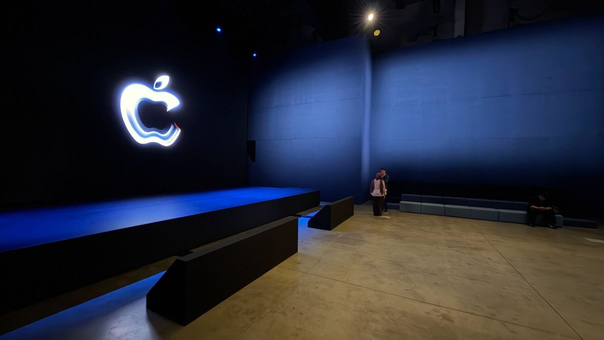 Photos from inside Apple's 'Pro and Tell' event