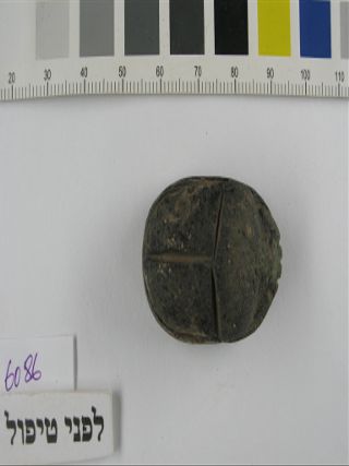 A scarab amulet from Amenhotep III was found in the ruins of Gezer.