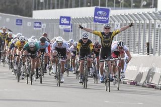 Stage 2 - Gill claims upset win at Phillip Island Kermesse