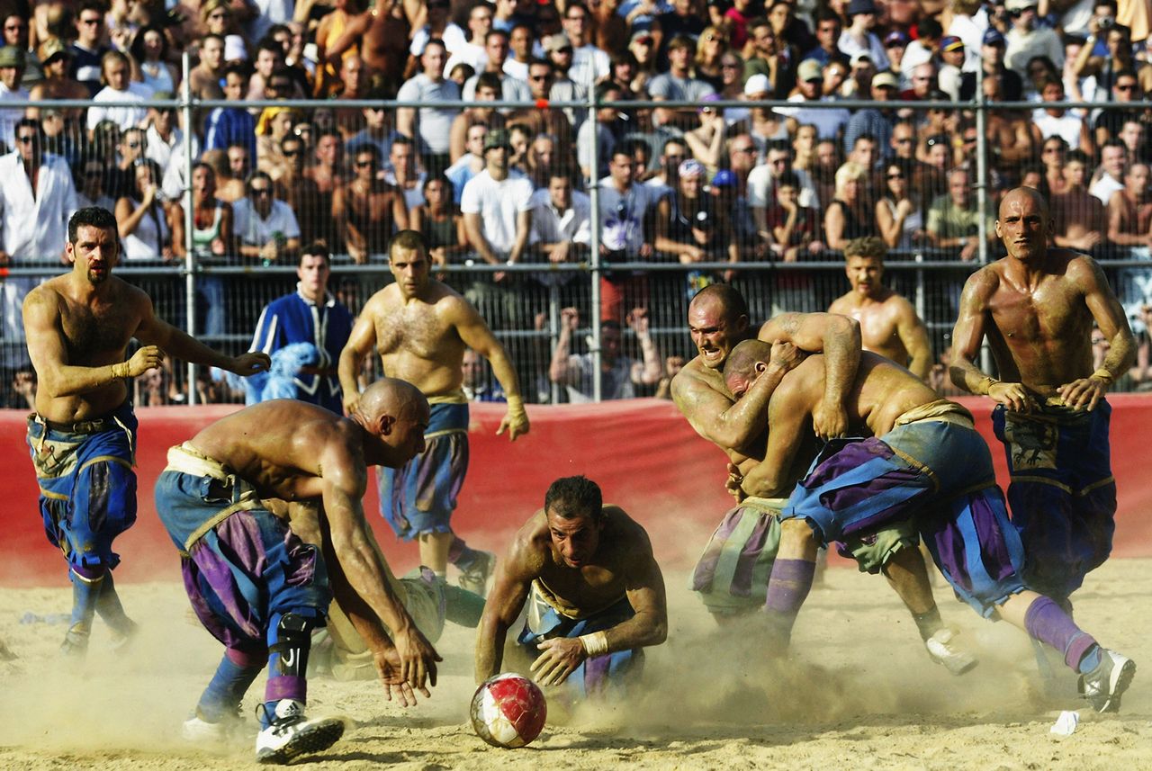 A &amp;quot;calcio storico&amp;quot; match