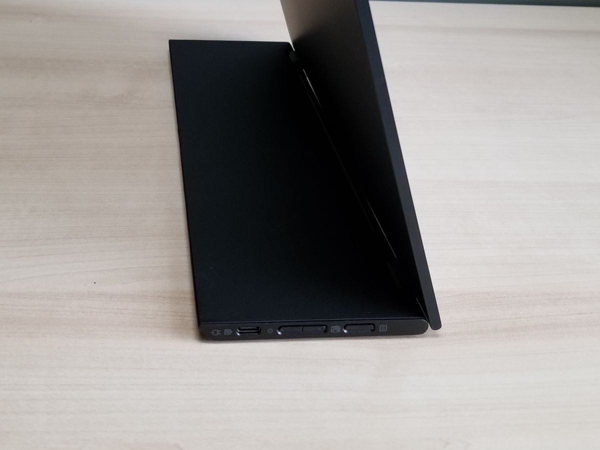 Lenovo ThinkVision M14t Portable Monitor Review: Take Touch With