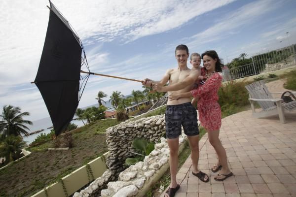 Niki Terpstra and his family in Curacao.