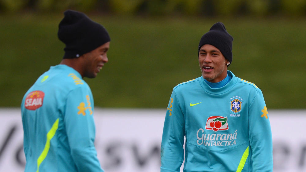 Ronaldinho interview: It's an honour for me to see Neymar in the