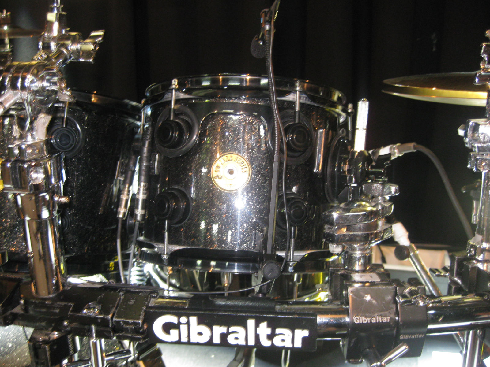 Alter Bridge drummer shows us around his DW
