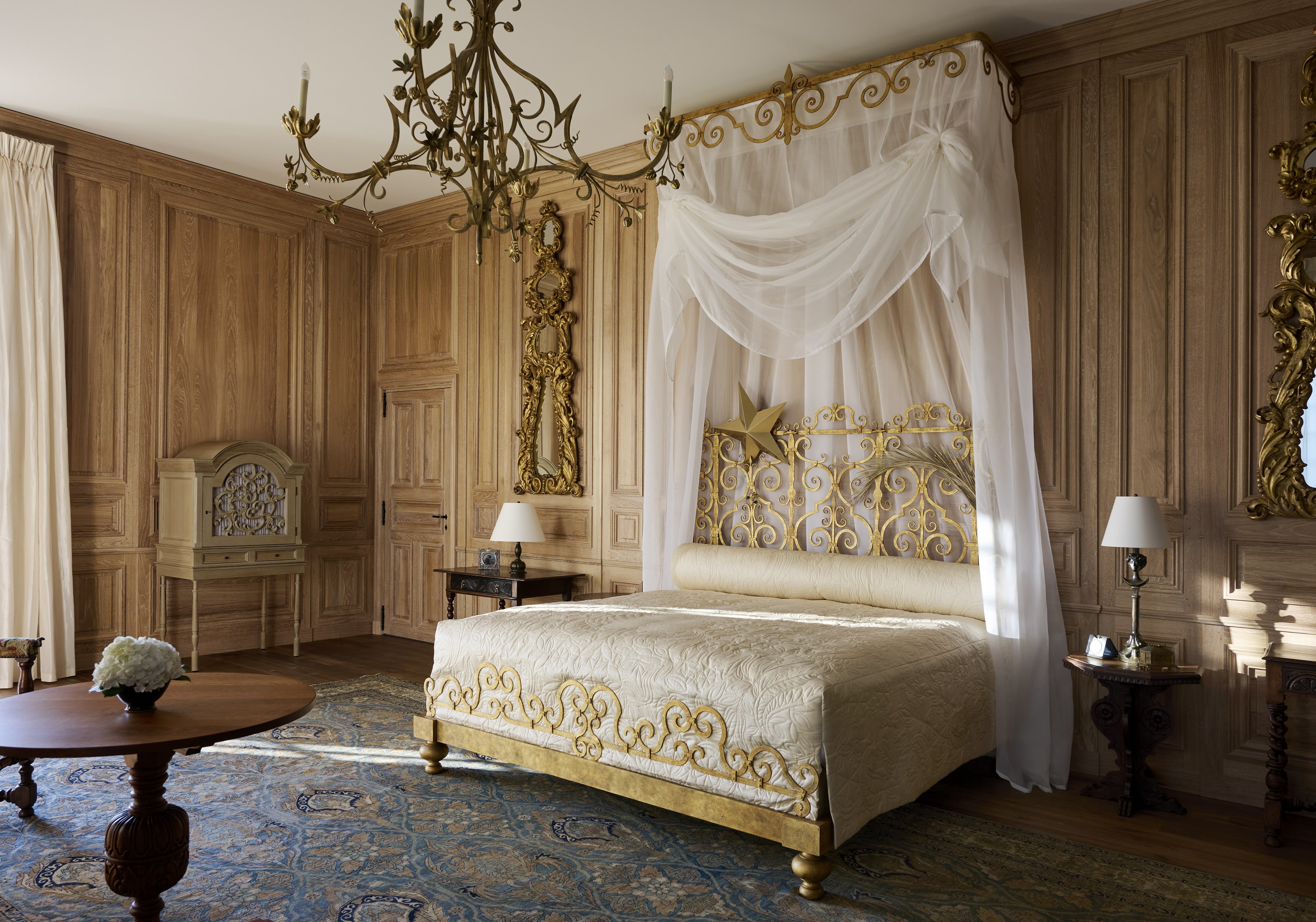 Chanel La Pausa Bed-