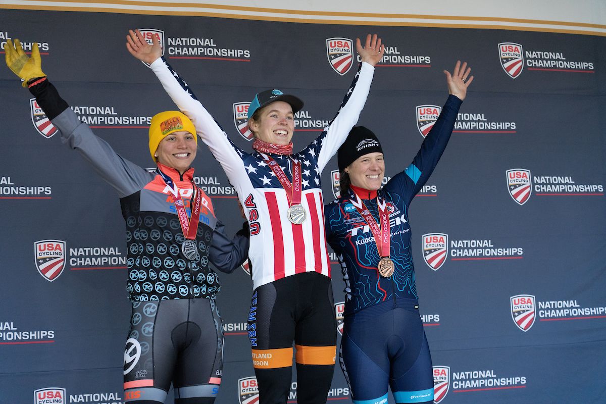 Rebecca Fahringer, Clara Honsinger and Katie Compton on the podium