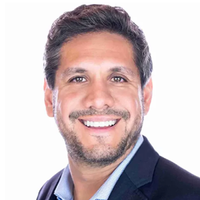 Chris Hernandez's avatar