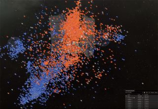 An overview of the battle mid-fight. Orange dots represent the defenders, blue is the attackers. Over 6,100 pilots were in this scene.