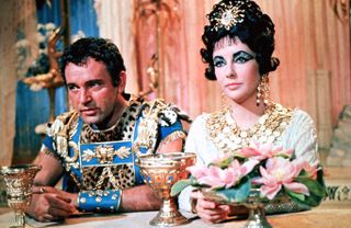 Richard Burton in Cleopatra with Elizabeth Taylor who he went on to marry twice.