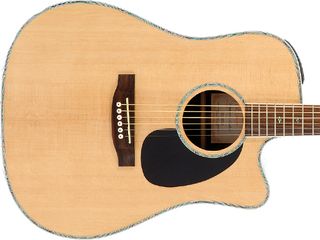 Takamine EG360SC build and features