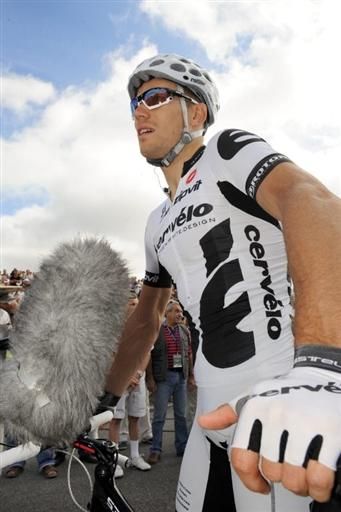Thor Hushovd (Cervelo TestTeam) prepares himself for the GP Ouest France