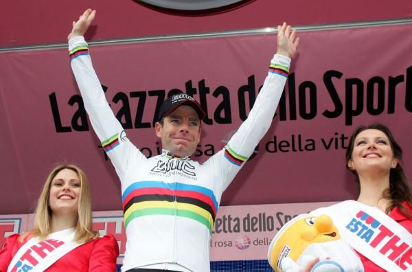 Cadel Evans (BMC Racing Team) assumed the race lead in Utrecht