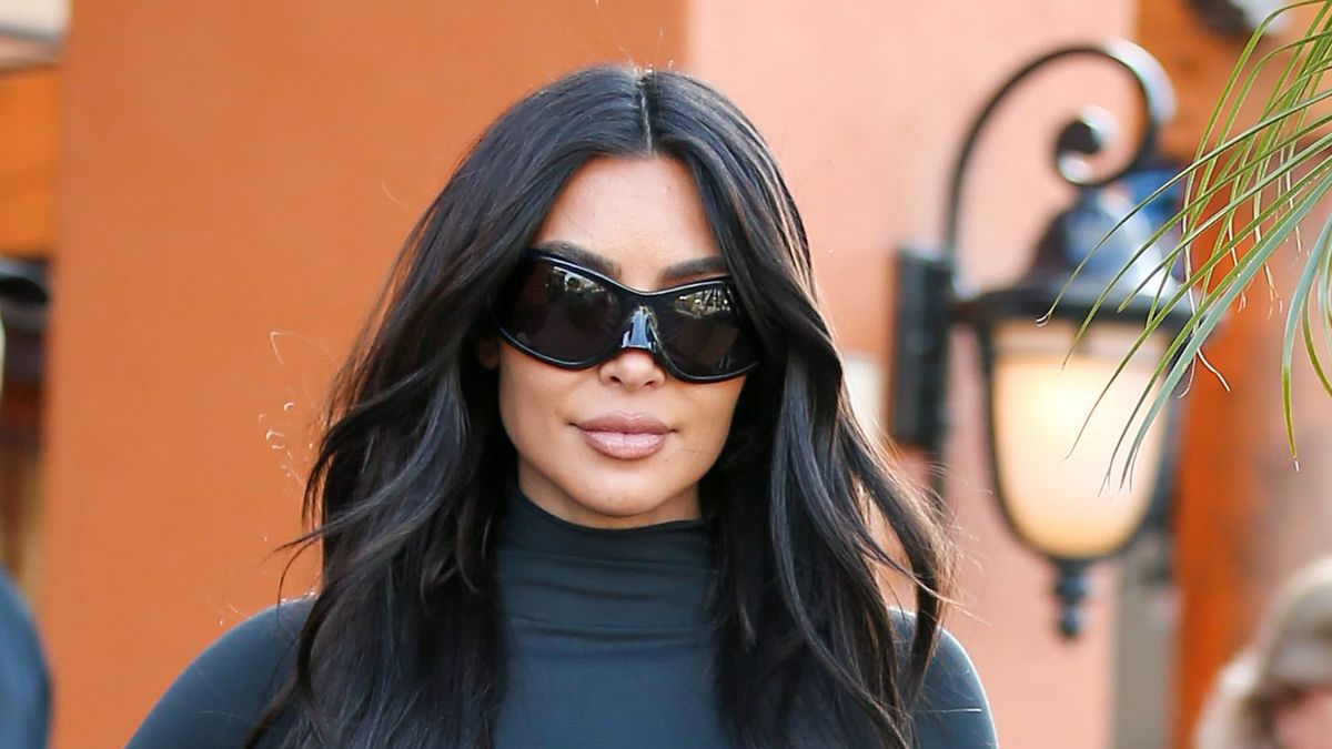 Kim Kardashian Uses a Tanning Bed For Her Psoriasis Marie Claire