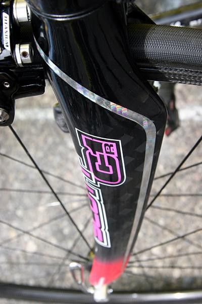 Everything is identical on Simoni's Scott CR1 compared to his normal bike, including the carbon fork.