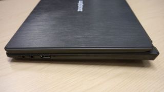 Zoostorm Touchscreen Laptop 7270-9013 ports