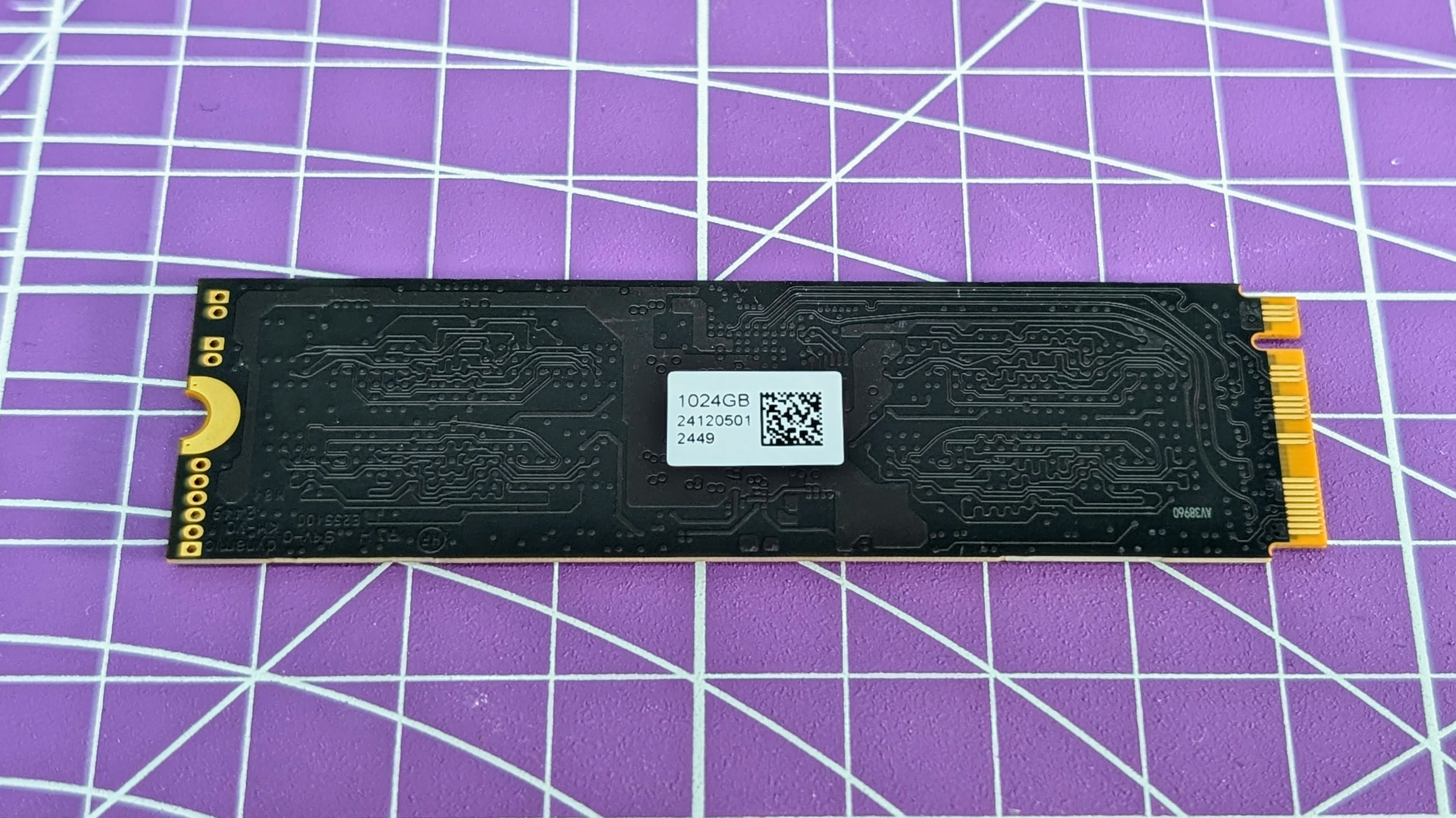 Silicon Power US75 SSD viewed from the rear