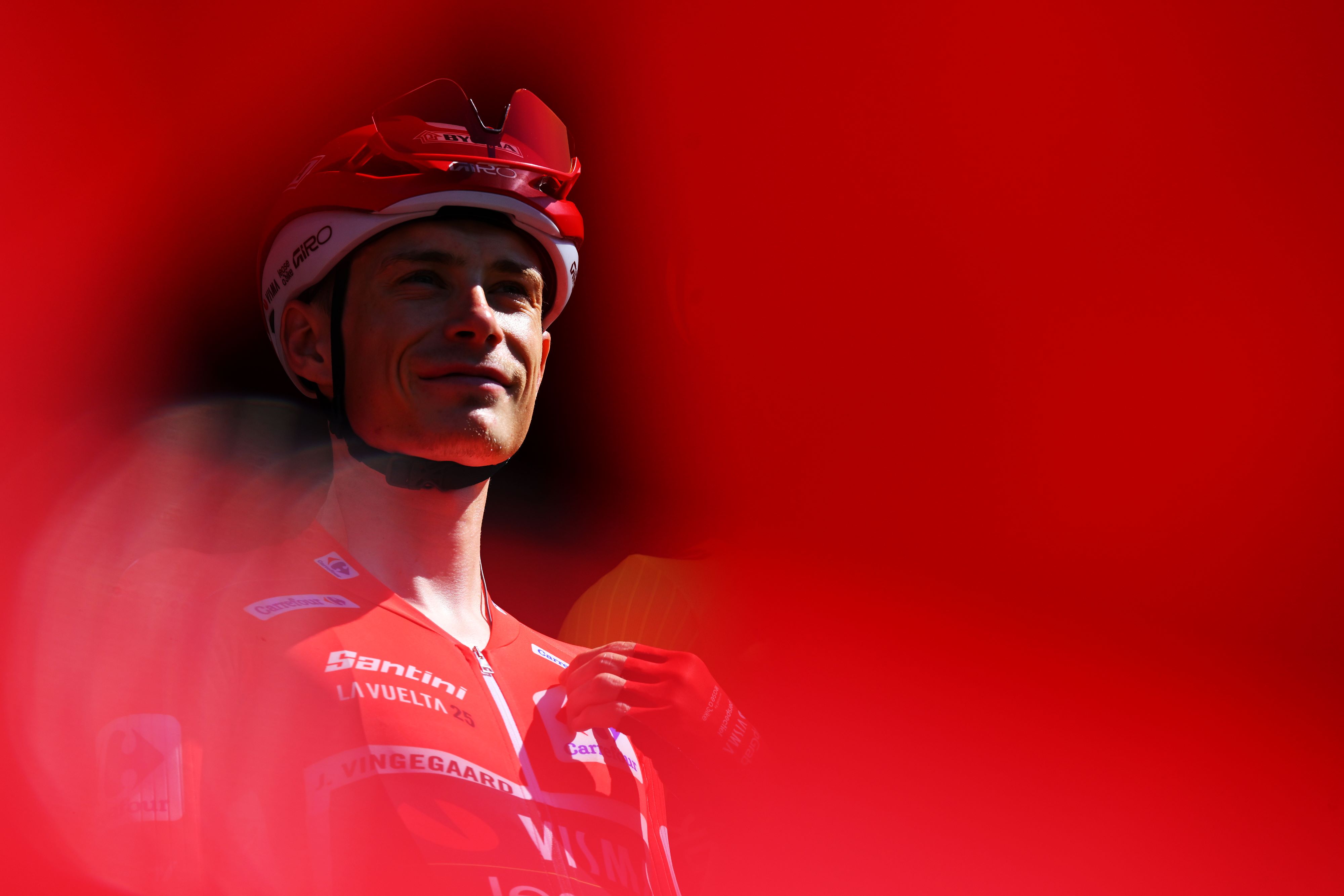 Jonas Vingegaard in red at La Vuelta 2025