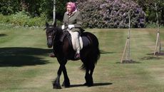 queen-riding-PA-53956203.jpg
